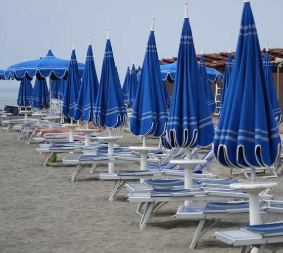 EU and Italy Face Off Over Beach Concessions