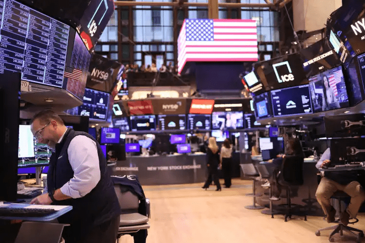 Global Stock Markets Plunge Amid US Economic Concerns