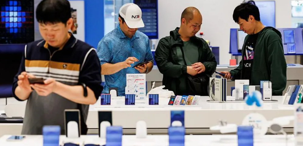 Samsung Forecasts Record Profit Surge as AI Chip Demand Continues to Accelerate