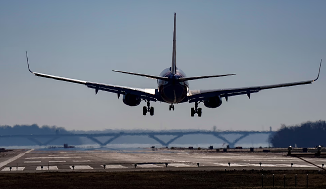 Aircraft Wastewater Testing Shows Promise as Early Warning System for Future Disease Outbreaks